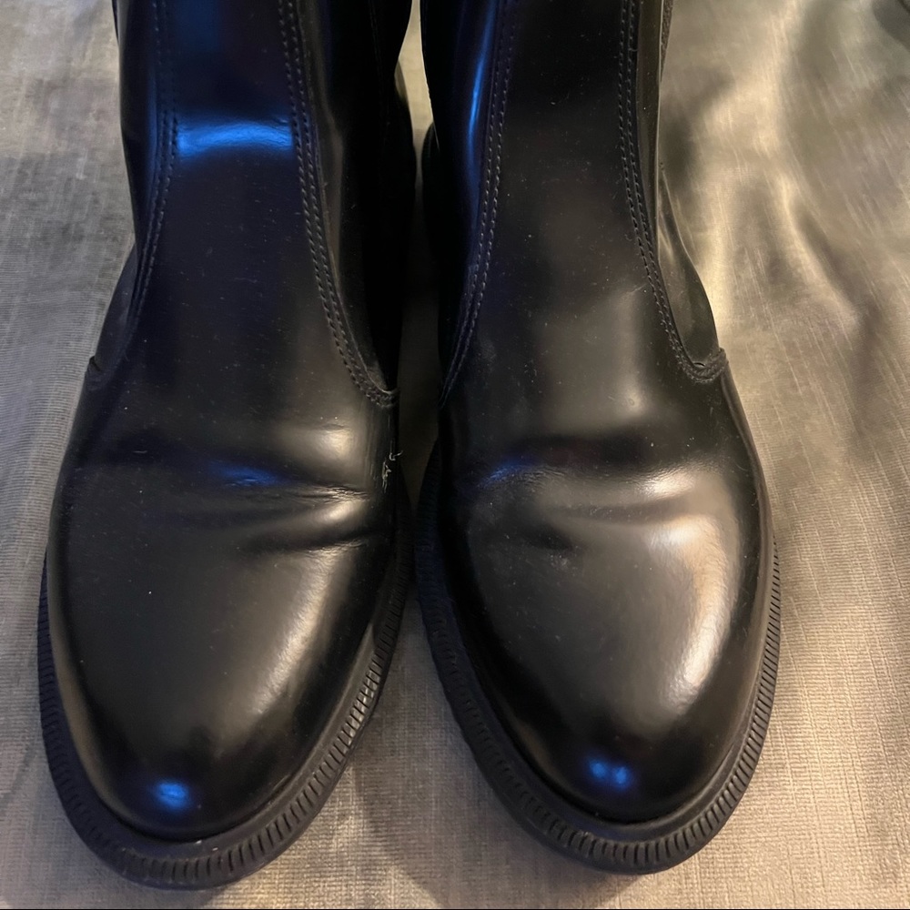 Dr Martins Flora Women’s Chelsea Boot.
